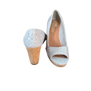 TOMS Stella Peep Toe Wedge. Color Drizzle Grey Lurex Woven. Size 7.5